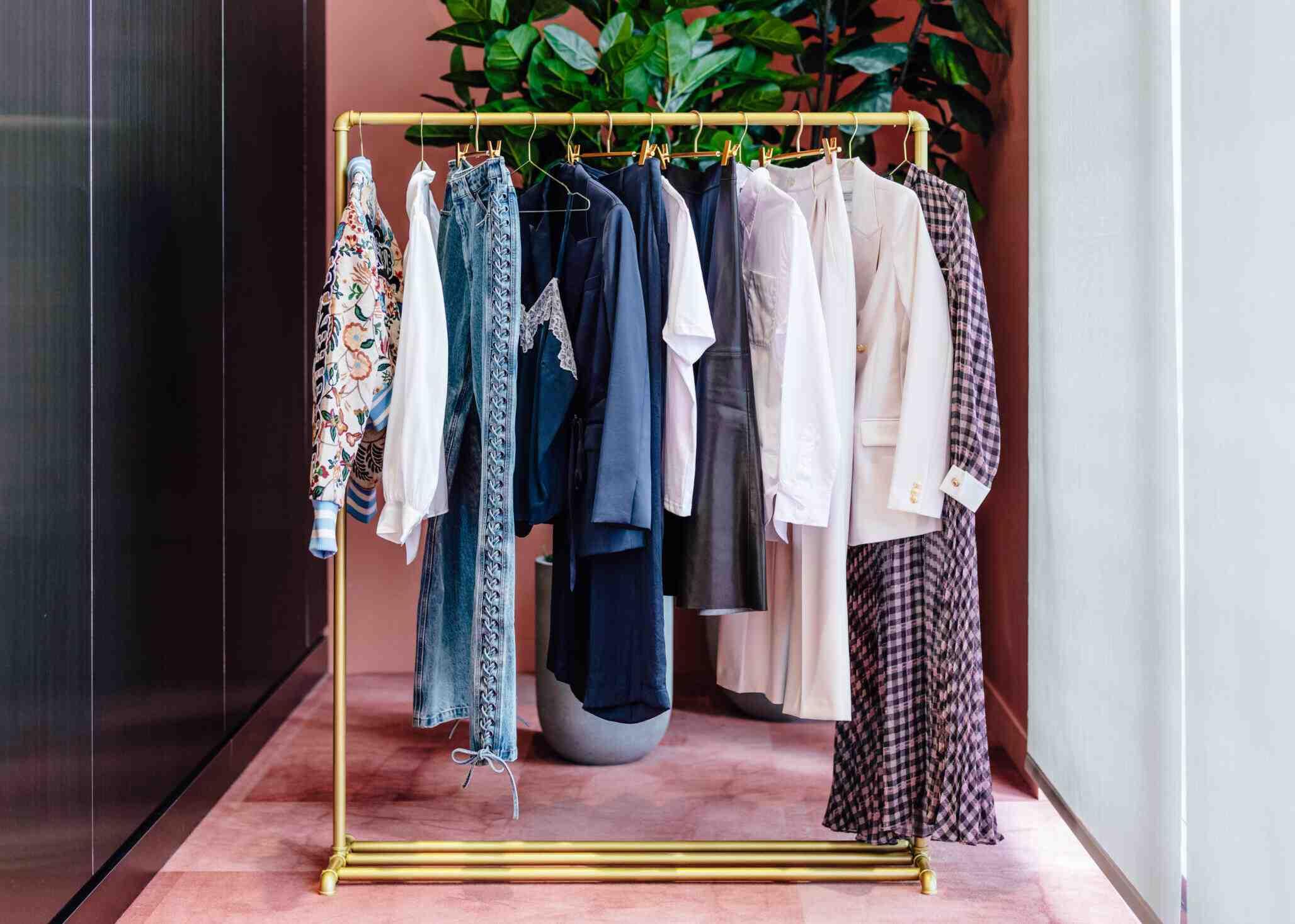 Dina’s Closet September Week 4