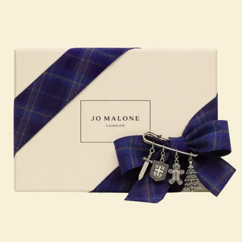 Bespoke Brooch Bar