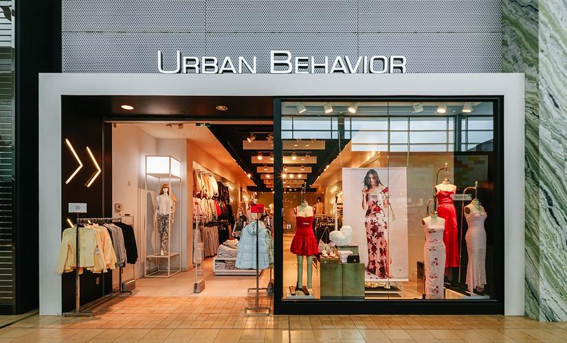 Urban Behavior inside Yorkdale Shopping Centre
