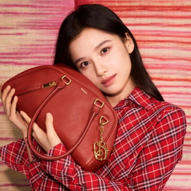 Burberry red bag