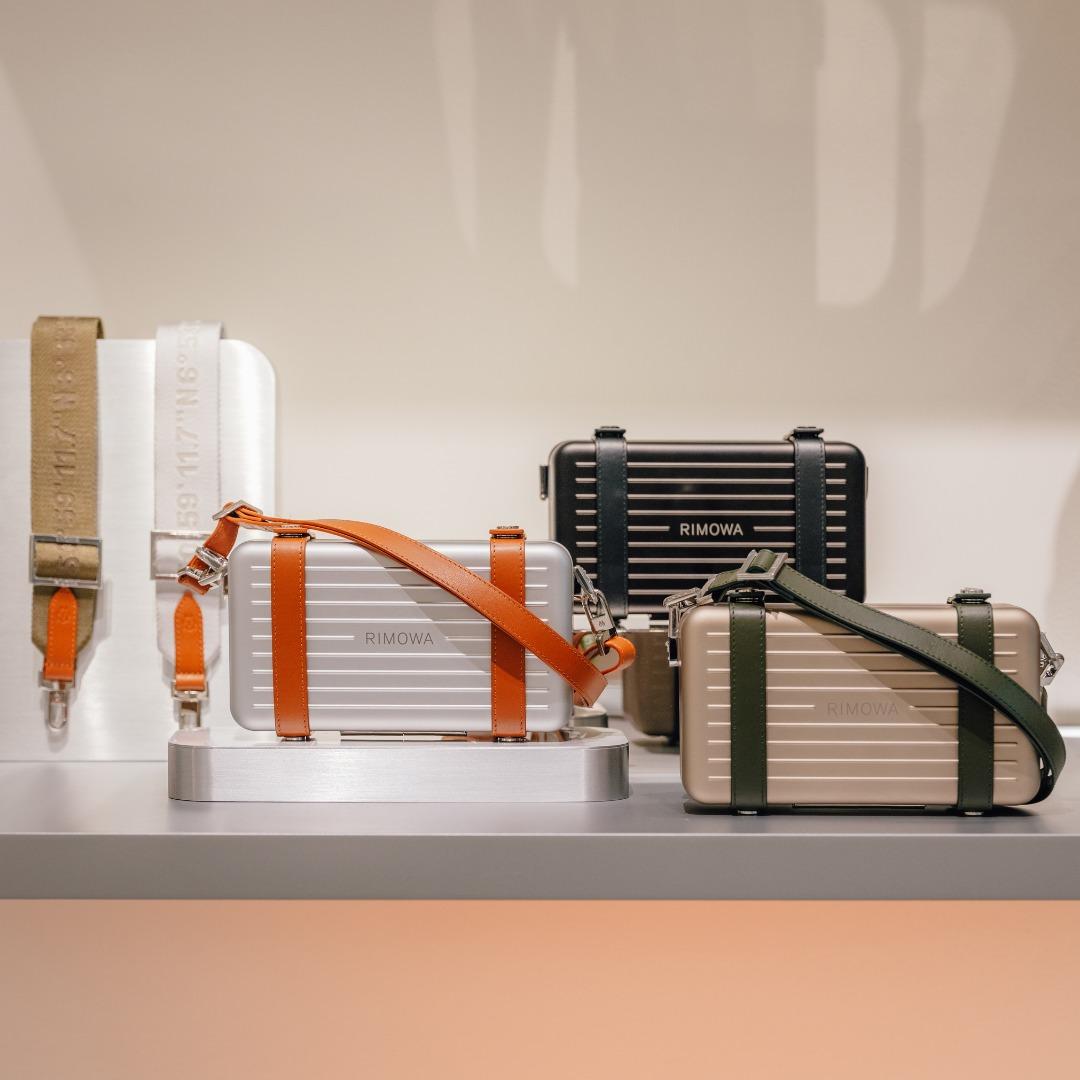 Crossbody clutch collection