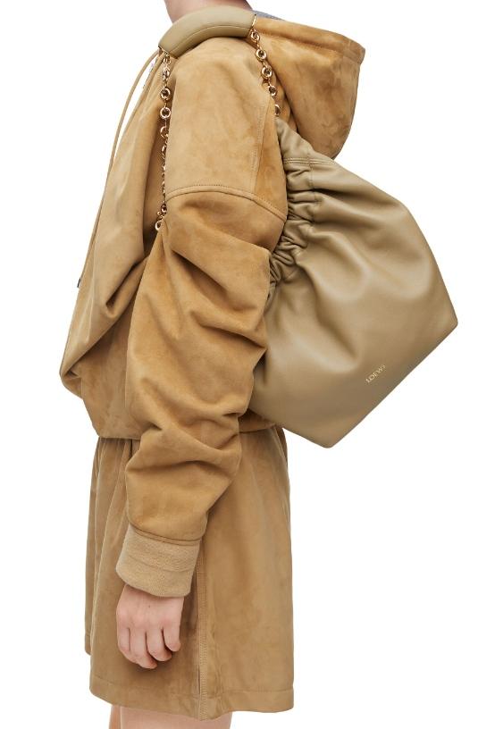 Small Squeeze bag in nappa lambskin