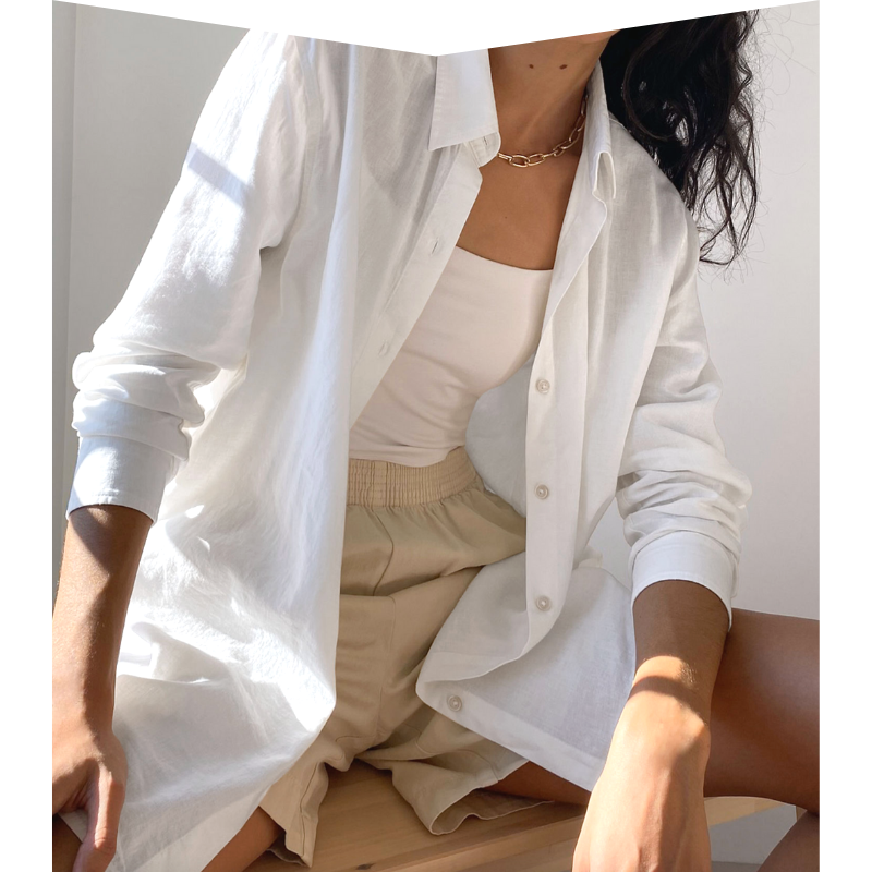 White cotton button-up shirt by Aritzia