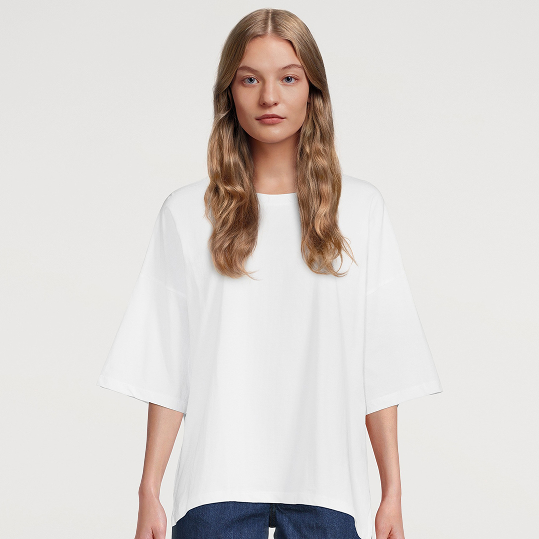 Model in white shirt