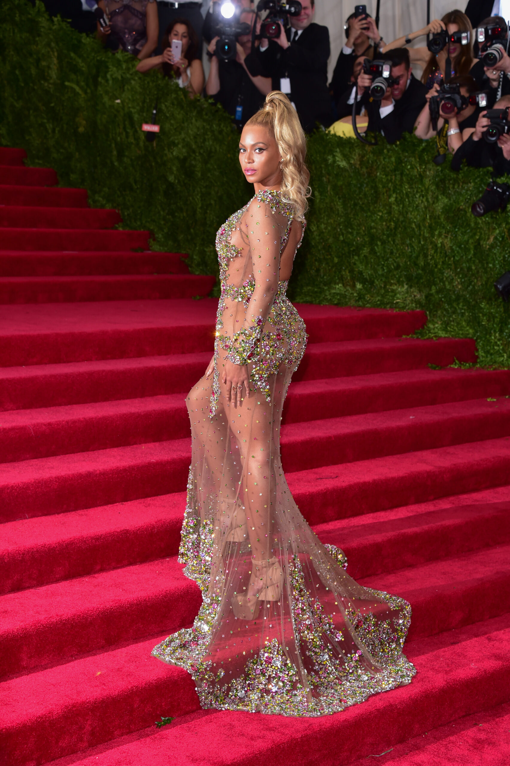 Beyonce on the red carpet, photographed by George Pimentel.