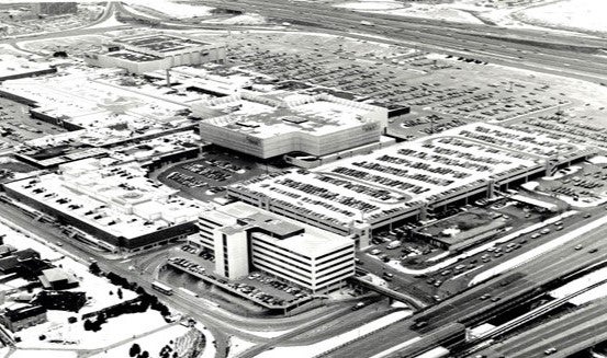Aerial view of Yorkdale, 1989. Image via Toronto Public Library.