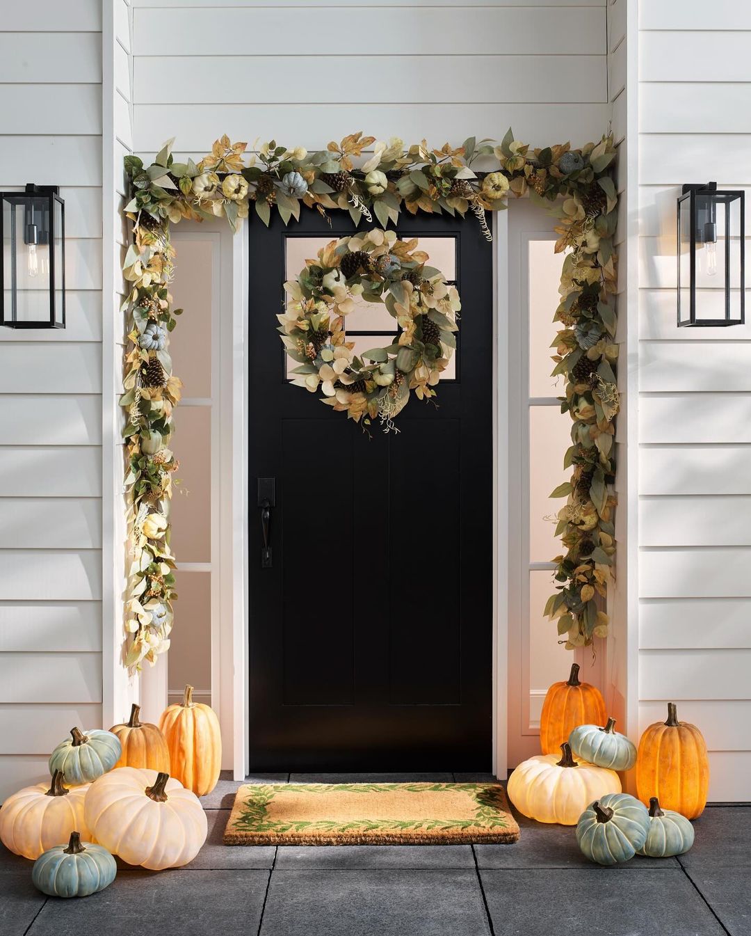 Williams Sonoma; Thanksgiving; Festive entrance; welcoming; 2024